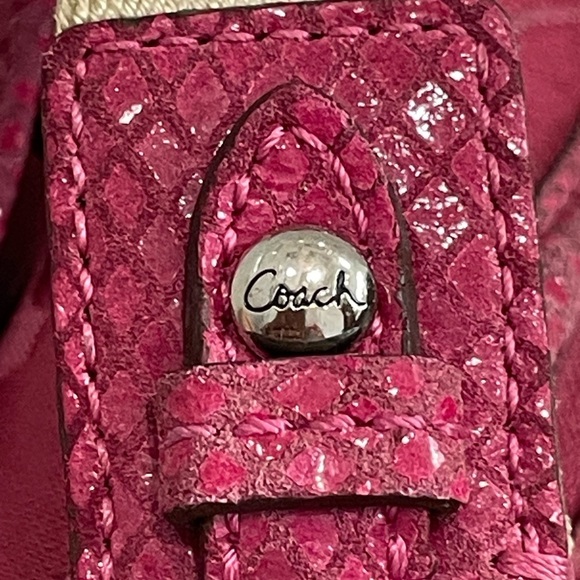 Auth Coach Python Pink Signature Jacquard Lizard Leather Trim Bag 43457 - Picture 4 of 15